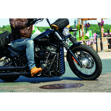 Load image into Gallery viewer, Kuryakyn Chin Spoiler Black | 6465
