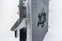 Load image into Gallery viewer, Photo - Close Up
