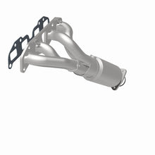 Load image into Gallery viewer, Magnaflow 05-16 Nissan Frontier 2.5L Direct Fit Converter
