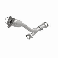 Load image into Gallery viewer, Magnaflow 2007 Chevrolet Malibu 3.5L Direct Fit Converter
