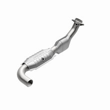 Load image into Gallery viewer, MagnaFlow Conv DF 00-01 Ford F-150 4.6L 2wd
