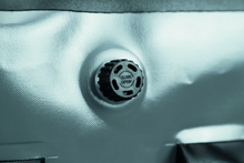 Load image into Gallery viewer, Kuryakyn Torke 7L Dry Tank Bag Kuryakyn
