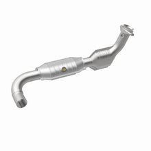Load image into Gallery viewer, MagnaFlow Conv DF 99-00 Expedition 4.6 2WD DS
