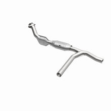 Load image into Gallery viewer, MagnaFlow Conv DF 00-01 Ford F-150 4.6L 2wd
