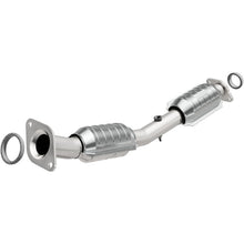 Load image into Gallery viewer, Magnaflow Conv DF 07-12 Nissan Versa 1.8L
