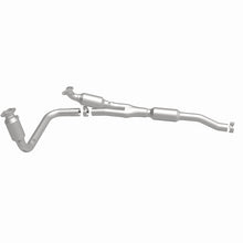 Load image into Gallery viewer, MagnaFlow 2002 Dodge Ram 1500 5.9L California Grade CARB Compliant Direct-Fit Catalytic Converter

