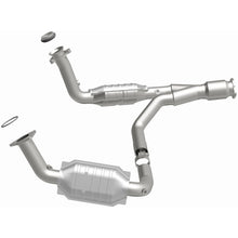 Load image into Gallery viewer, MagnaFlow Conv DF 06-09 Chevy Trailblazer SS 6.0L SS *NOT FOR SALE IN CALIFORNIA*
