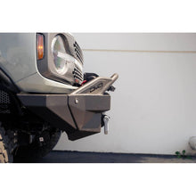 Load image into Gallery viewer, DV8 Offroad Elite Series D-Ring Shackles - Pair (Gray) Bumper Accessories DV8 Offroad
