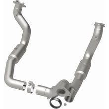 Load image into Gallery viewer, Magnaflow 11-17 Ford F-250 Super Duty 6.2L Direct Fit Converter
