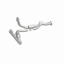 Load image into Gallery viewer, Magnaflow 05-06 Jeep Grand Cherokee 3.7L Direct Fit Converter
