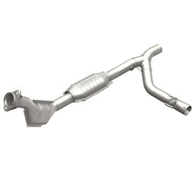 Load image into Gallery viewer, MagnaFlow CONV DF 99 F-150 5.4L V8 P/S 2WD
