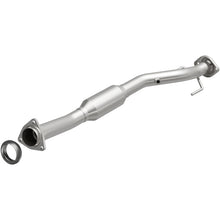 Load image into Gallery viewer, Magnaflow 04-05 Chevrolet Trailblazer 4.2L Direct Fit Converter
