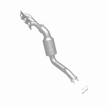 Load image into Gallery viewer, MagnaFlow Conv DF 2008-2010 BMW 528i/528i xDrive 3.0L Underbody
