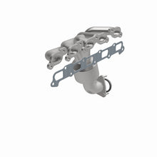 Load image into Gallery viewer, Magnaflow 07-12 Chevrolet Colorado 3.7L Direct Fit Converter
