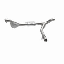 Load image into Gallery viewer, MagnaFlow Conv DF 01-04 Ford F-150 4.6L (49 State)
