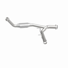 Load image into Gallery viewer, MagnaFlow Conv DF 03-05 Ford Expedition/05-06 Lincoln Navigator 5.4L P/S
