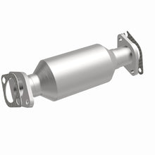 Load image into Gallery viewer, Magnaflow 10-13 Hyundai Santa Fe 2.4L Direct Fit Converter
