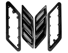 Load image into Gallery viewer, Roush 2015-2023 Roush Mustang Fender Vent Heat Extractors - Gloss Black | 422326
