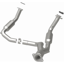 Load image into Gallery viewer, MagnaFlow Conv Direct Fit 07-09 Chevy Trailblazer SS 6.0L V8

