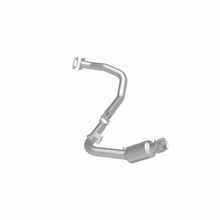 Load image into Gallery viewer, Magnaflow 07-09 Range Rover Sport 4.4L Direct Fit Converter
