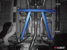 Load image into Gallery viewer, Cusco Power Brace ZVW40/ZVW41 Toyota Prius Center Underbrace
