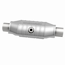 Load image into Gallery viewer, MagnaFlow Conv Univ 2.25 Mid O2
