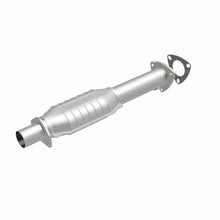 Load image into Gallery viewer, MagnaFlow Conv DF 95-98 GM S10 Pickup 4.3L
