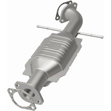 Load image into Gallery viewer, MagnaFlow Conv DF 02-05 Sedona 3.5L Rear
