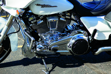 Load image into Gallery viewer, Kuryakyn Oil Cooler Cover Milwaukee-8 Chrome Kuryakyn
