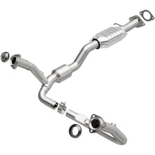 Load image into Gallery viewer, MagnaFlow Conv DF S10 Pickup 01-03 6 4.3L
