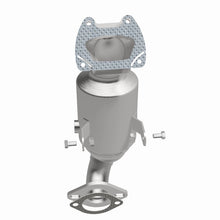 Load image into Gallery viewer, Magnaflow 14-16 Ram ProMaster 1500/2500/3500 V6 3.6L CARB Compliant DirectFit Catalytic Converter
