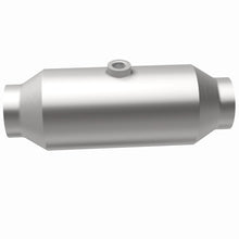 Load image into Gallery viewer, Magnaflow California Grade Universal Converter 11-15 Mercedes-Benz G550 V8 5.5L

