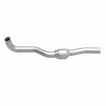 Load image into Gallery viewer, MagnaFlow Conv DF 06- GM Silv/Sierra 6.6L
