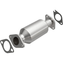 Load image into Gallery viewer, Magnaflow 10-13 Hyundai Santa Fe 2.4L Direct Fit Converter
