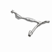 Load image into Gallery viewer, MagnaFlow Conv DF 01-04 Ford F-150 4.6L (49 State)
