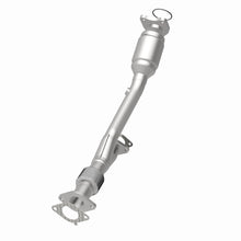 Load image into Gallery viewer, Magnaflow 05-06 Chevrolet Malibu 3.5L Direct Fit Converter
