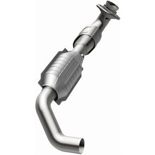 Load image into Gallery viewer, MagnaFlow Catalytic Converter DF 04-06 F-150 Pickup 5.4L 2WD D/S
