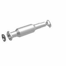 Load image into Gallery viewer, Magnaflow 04-06 Toyota Sienna 3.3L Direct Fit Converter
