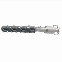 Load image into Gallery viewer, Magnaflow 05-06 Nissan Titan 5.6L Direct Fit Converter
