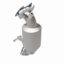 Load image into Gallery viewer, Magnaflow 14-16 Ram ProMaster 1500/2500/3500 V6 3.6L CARB Compliant DirectFit Catalytic Converter
