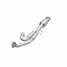 Load image into Gallery viewer, Magnaflow 04-09 Nissan Quest 3.5L Direct Fit Converter
