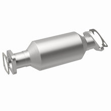 Load image into Gallery viewer, Magnaflow 10-13 Hyundai Santa Fe 2.4L Direct Fit Converter

