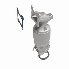 Load image into Gallery viewer, MagnaFlow 12-14 Honda CR-V 2.4L L4 GAS California Catalytic Converter Direct Fit
