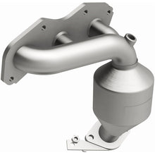 Load image into Gallery viewer, MagnaFlow Converter Direct Fit 07-15 Toyota Sienna 3.5L
