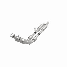 Load image into Gallery viewer, Magnaflow 06-08 Volkswagen Passat 3.6L Direct Fit Converter
