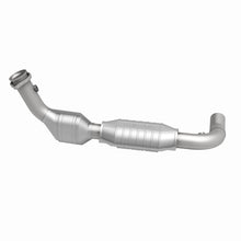 Load image into Gallery viewer, MagnaFlow Conv DF 97-98 Ford Exped 4.6L D/S
