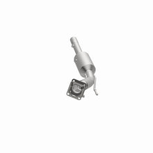 Load image into Gallery viewer, MagnaFlow California Grade CARB Compliant Converter Direct Fit 05-09 Volkswagen Jetta L5 2.5L
