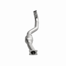 Load image into Gallery viewer, MagnaFlow Conv. DF 01-05 GM Silv/Sierra 6.6L
