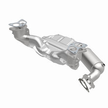 Load image into Gallery viewer, Magnaflow 11-13 Subaru Forester California Grade CARB Compliant Direct-Fit Catalytic Converter
