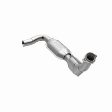 Load image into Gallery viewer, MagnaFlow Conv DF 97-98 Ford Exped 4.6L D/S
